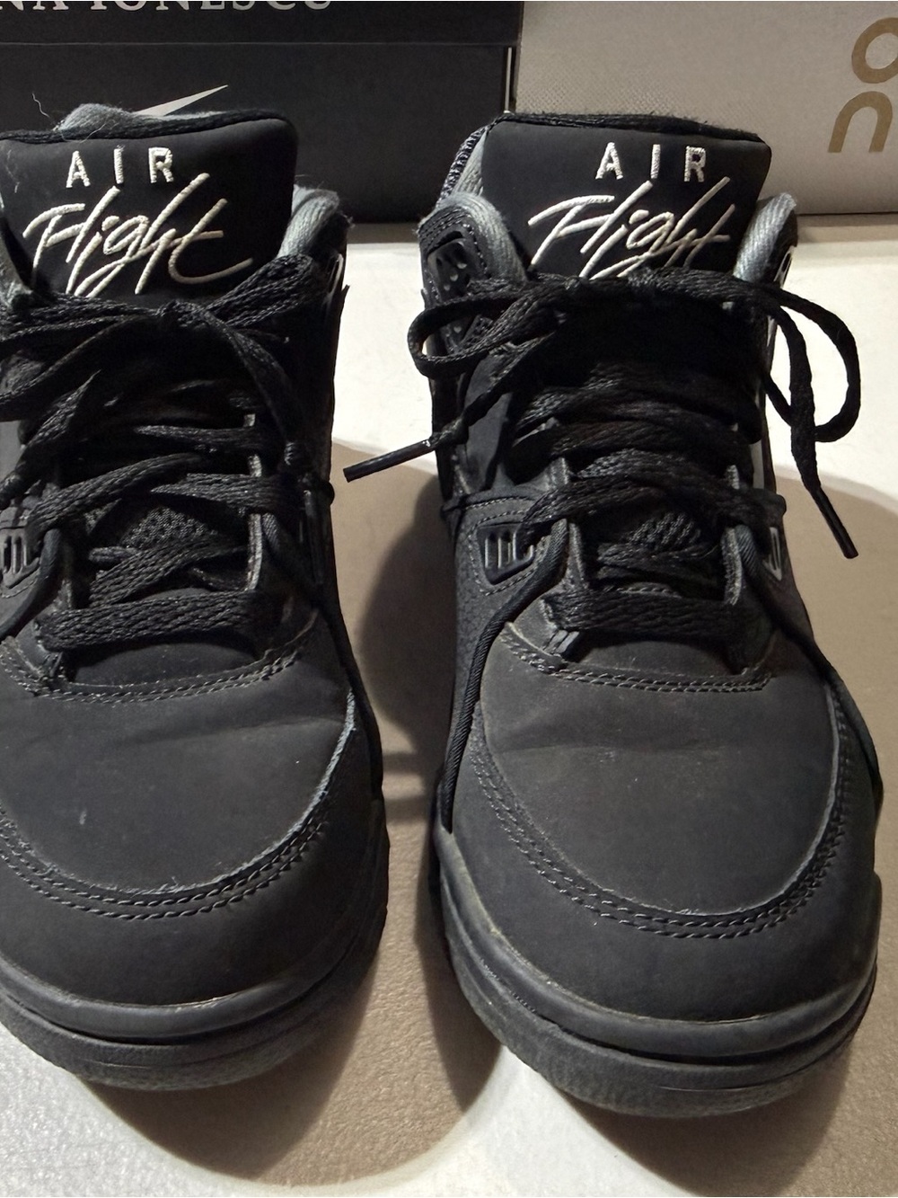 EUC Nike Air Flight 89 Basketball Sneakers Big Kid Black Size 3.5Y